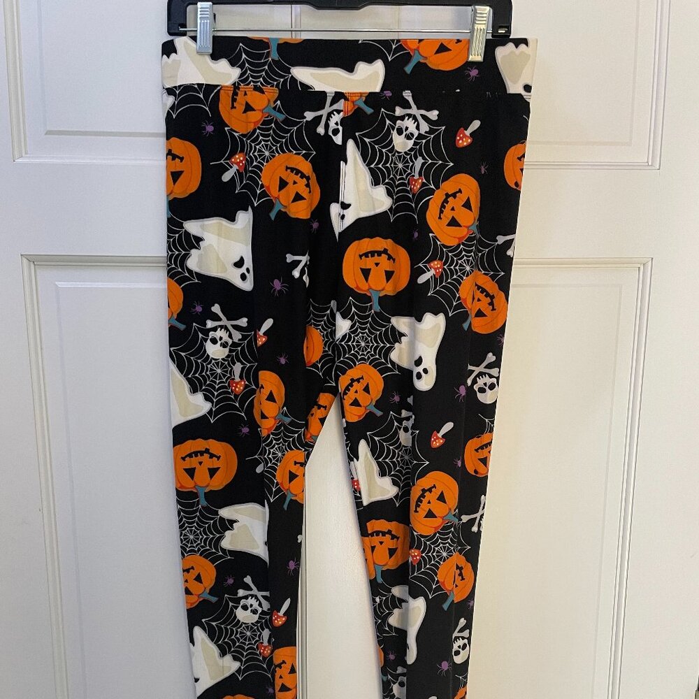 Large Runway Ready Halloween Pumpkin Ghost Leggings